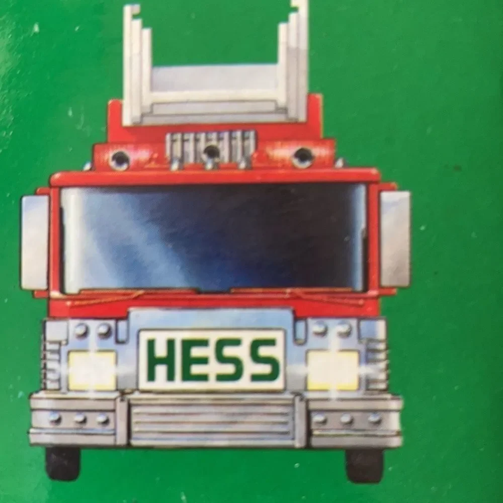 1999 Hess Fire Truck NIB